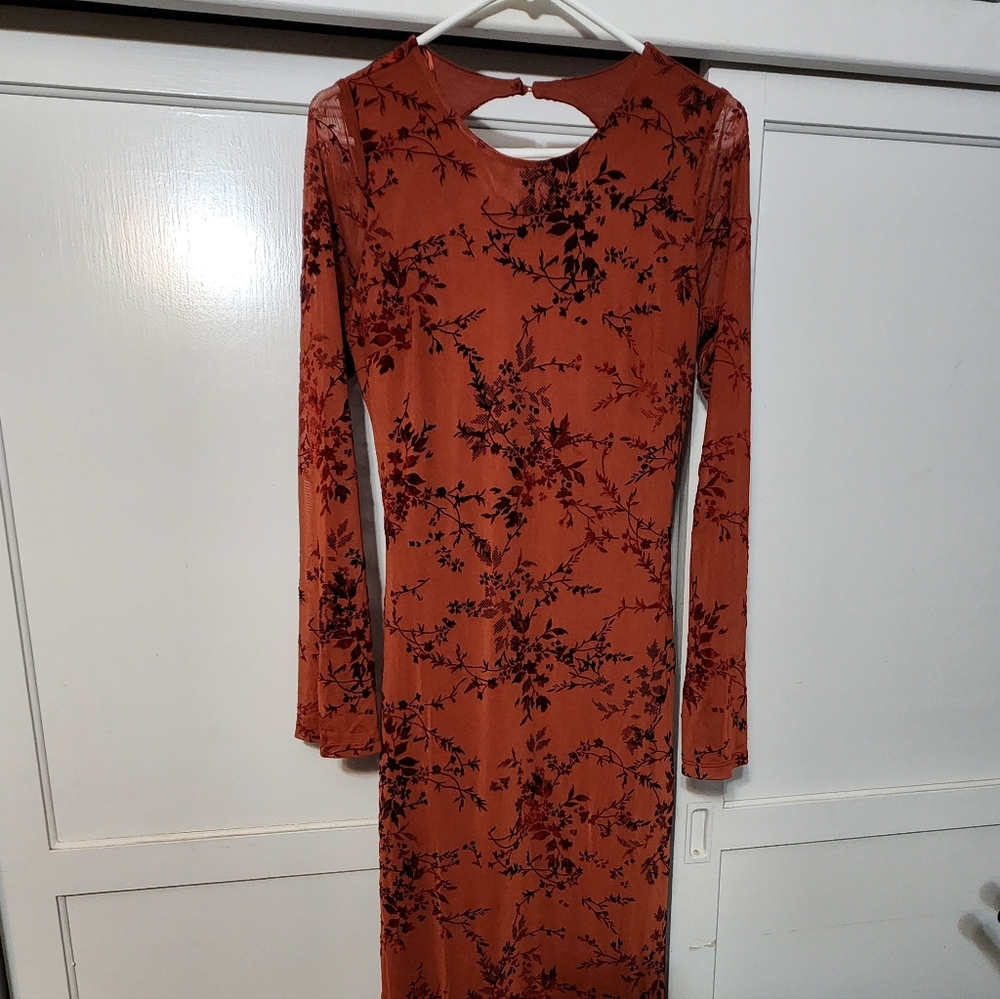 Sincerely Jules Rust and Black Floral Long Sleeve Dress